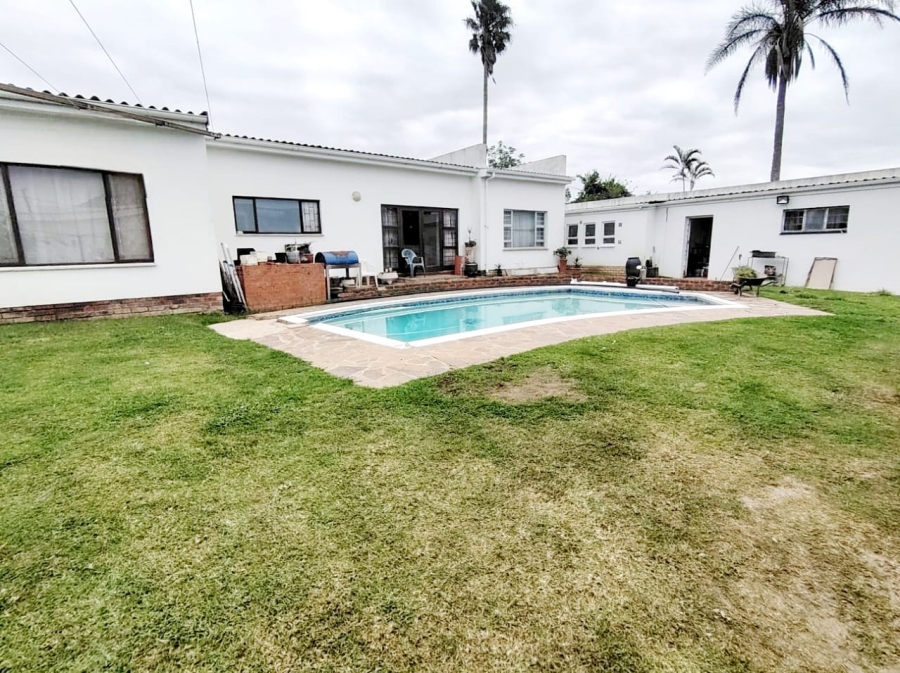 5 Bedroom Property for Sale in Amalinda Eastern Cape